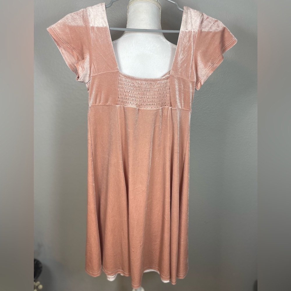 Blush Pink Crushed Velvet Mini Dress - Picture 4 of 6